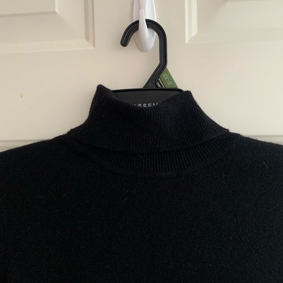 Talbots 100 Cashmere Classic Black Turtleneck Sweater - Picture 6 of 13